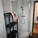 Schoene Vollausgestattete Monteurs- Gaestewohnung In Der Gartenstadt Und Naehe Geiseltalsee 2202 Lejlighed Leuna