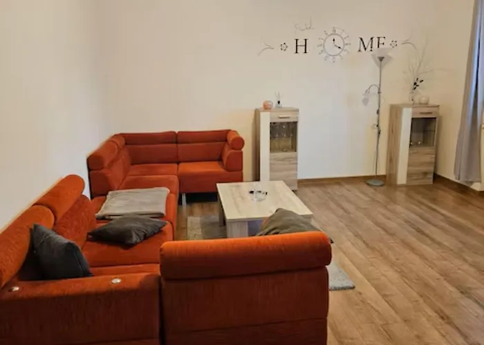 Schoene Vollausgestattete Monteurs- Gaestewohnung In Der Gartenstadt Und Naehe Geiseltalsee 2202 *