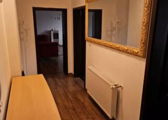 Schoene Vollausgestattete Monteurs- Gaestewohnung In Der Gartenstadt Und Naehe Geiseltalsee 2202 *